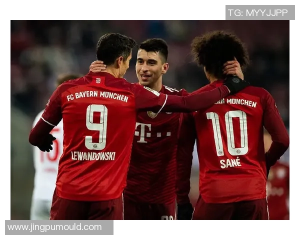 足总杯精彩对决拜仁狂胜莱比锡帽子戏法引爆全场激情