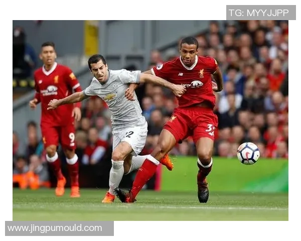 友谊赛曼联与本菲卡战平红牌事件引发全场热议与争议