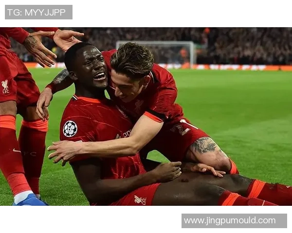 意甲精彩对决利物浦大胜本菲卡乌龙球引发全场热烈反响