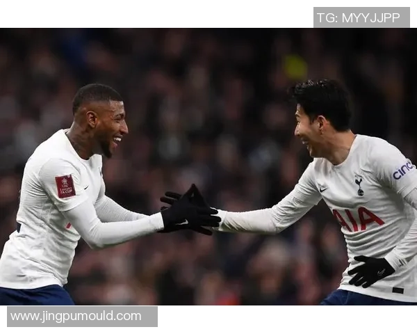 足总杯激战尤文图斯险胜里昂全场沸腾瞬间回顾与战术解析